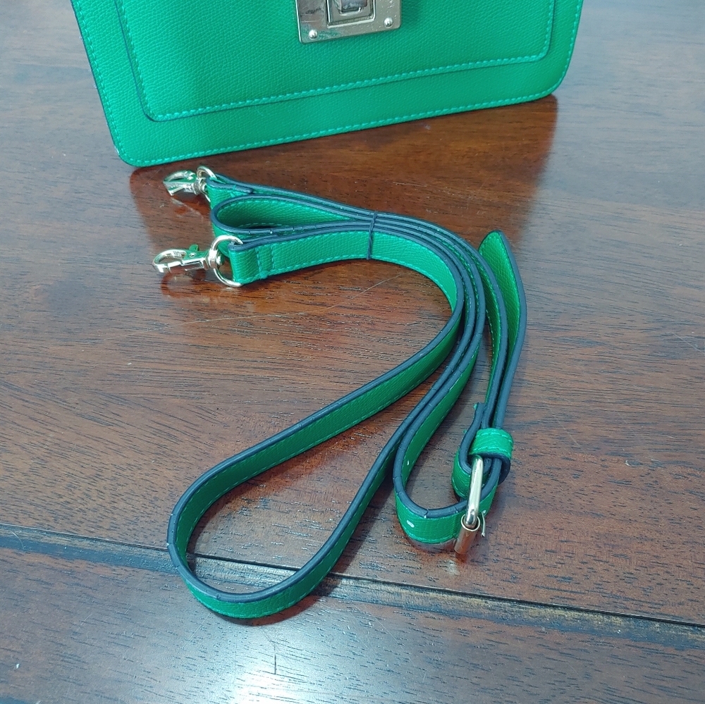 🦚 AVAILABLE IN BUNDLE!/ Green, purple and Gold Shoulder bag or Handbag from A - Picture 6 of 14